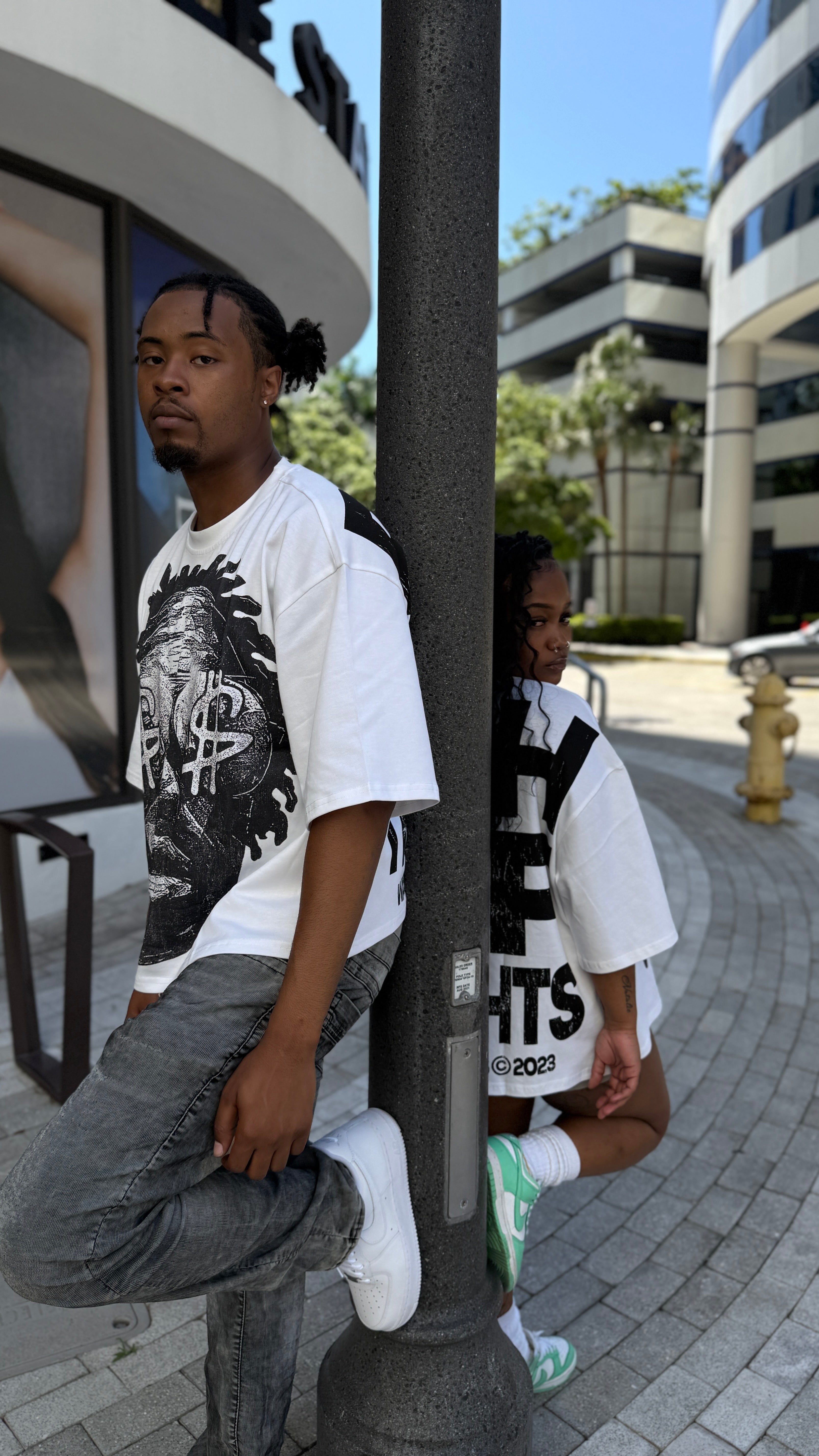 RICH OFF THOUGHTS TEE